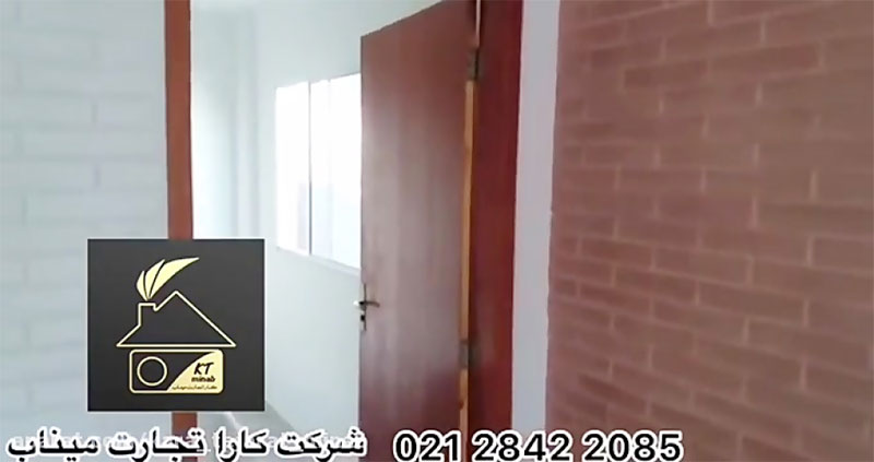 این ساختمان به صورت کامل با آجرپازلی ساخته شده است